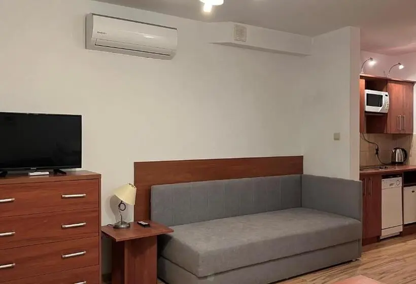 Standard-studio, Villa Gravaldi