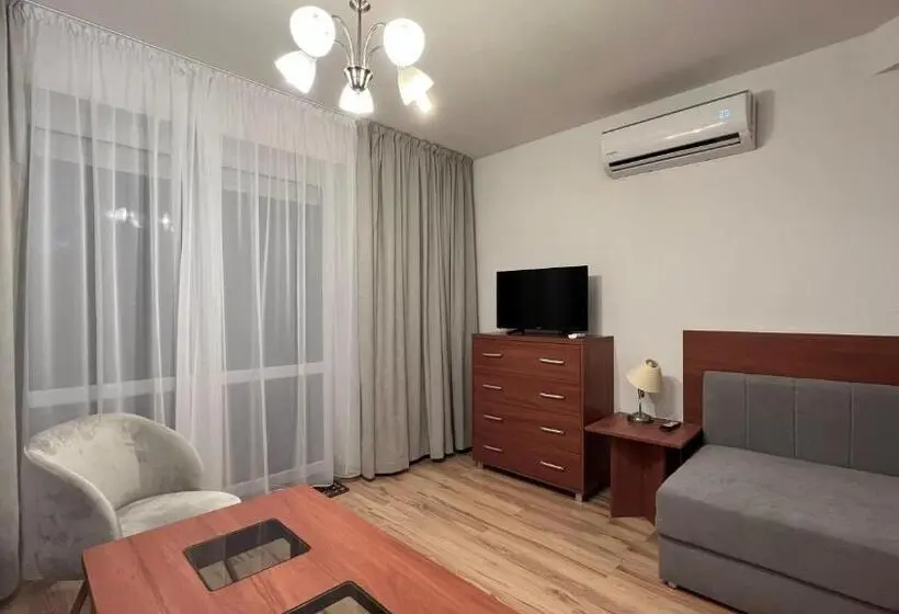 Standard-studio, Villa Gravaldi
