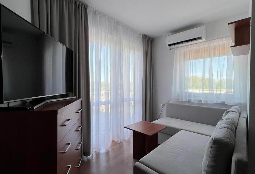 דירת שני חדרים עם מרפת, Villa Gravaldi