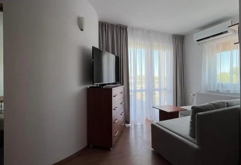 Huoneisto 2 Makuuhuonetta Parveke, Villa Gravaldi