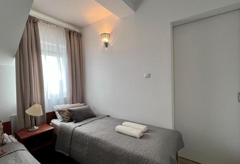 דירת חדר, Villa Gravaldi