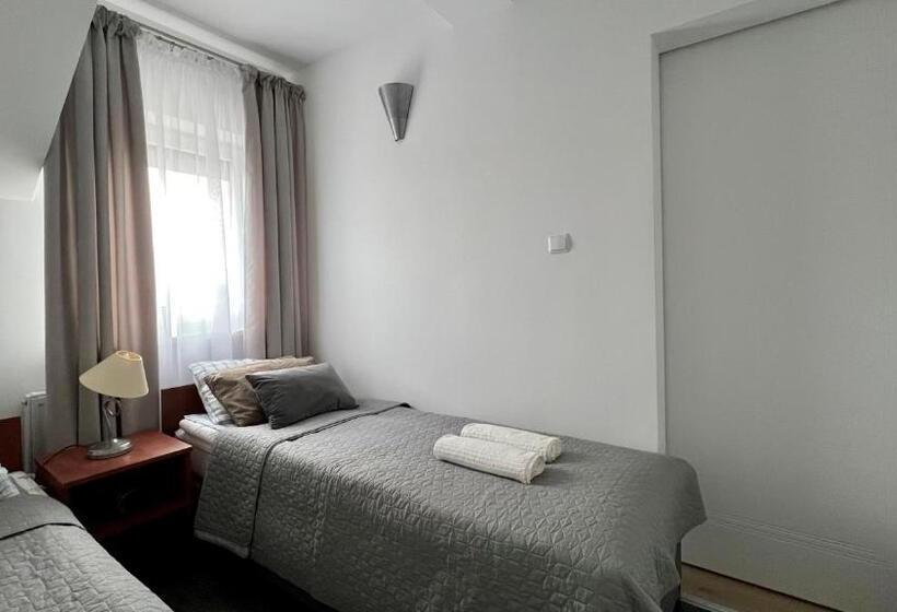 דירת חדר, Villa Gravaldi