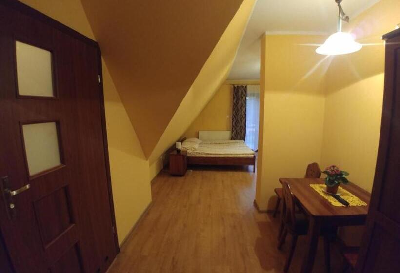 اتاق استاندارد سه نفره, Willa Pawlikowskich