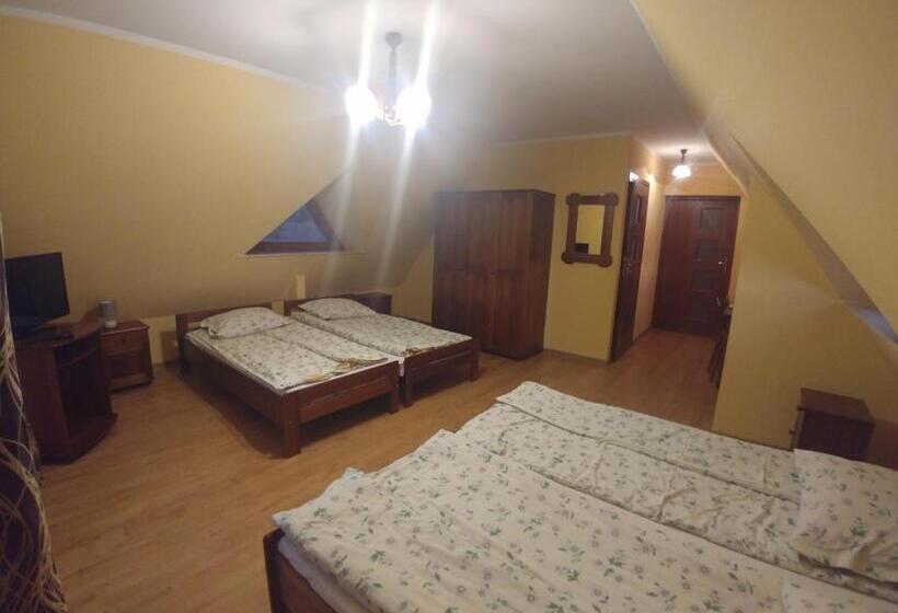 اتاق استاندارد چهار تخته, Willa Pawlikowskich