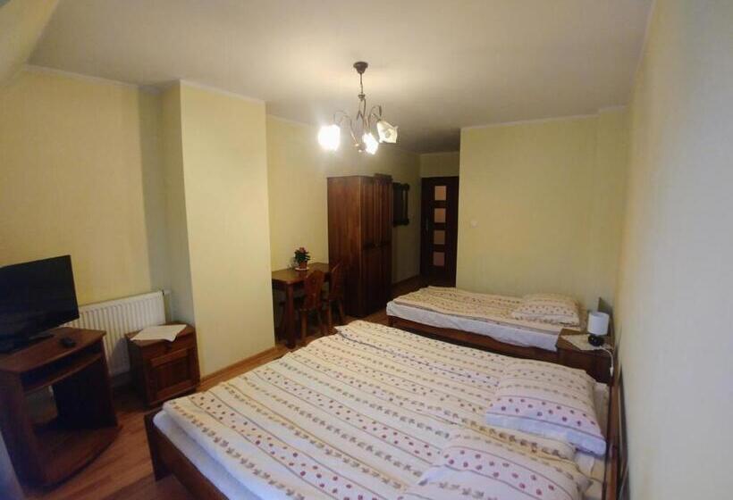 اتاق استاندارد سه نفره, Willa Pawlikowskich