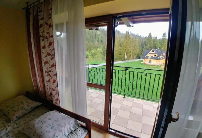 اتاق استاندارد چهار تخته, Willa Pawlikowskich