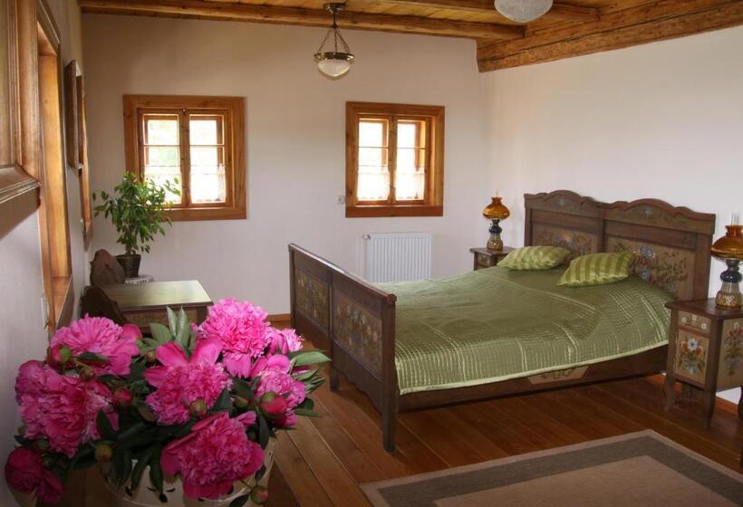 غرفة قياسية ثلاثية, Zagroda Kołodzieja