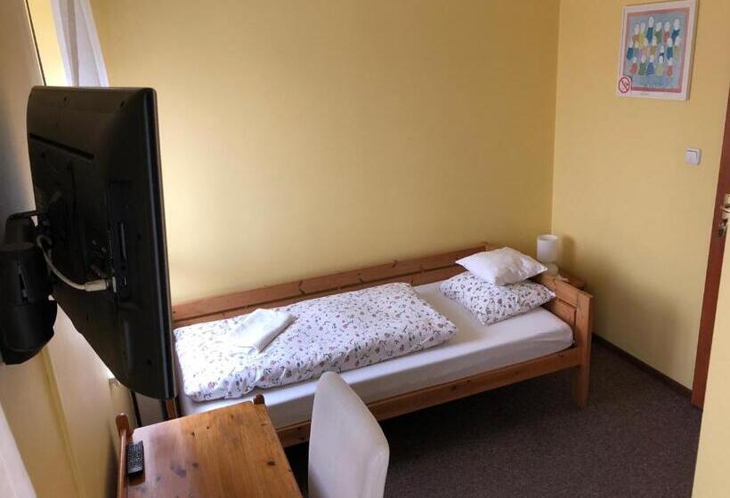 اتاق استاندارد یک نفره, Pensjonat Rondo