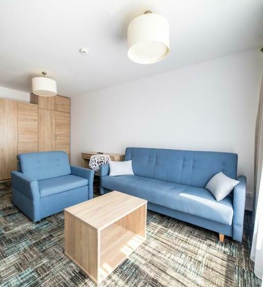 Family Suite, Siesta