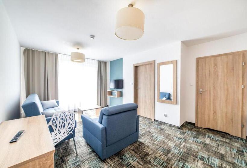 家庭套房, Siesta