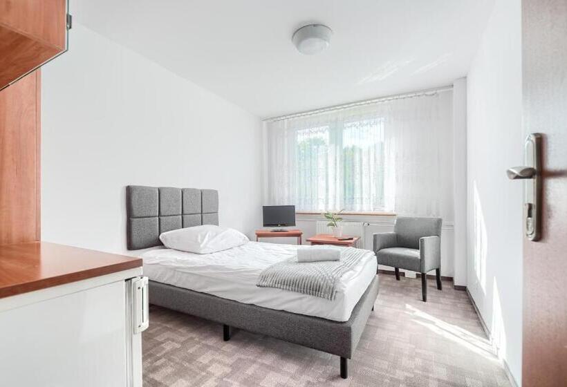 Номер Стандарт Индивидуальный Совместная Ванная, Studencki Dom Marynarza Korab