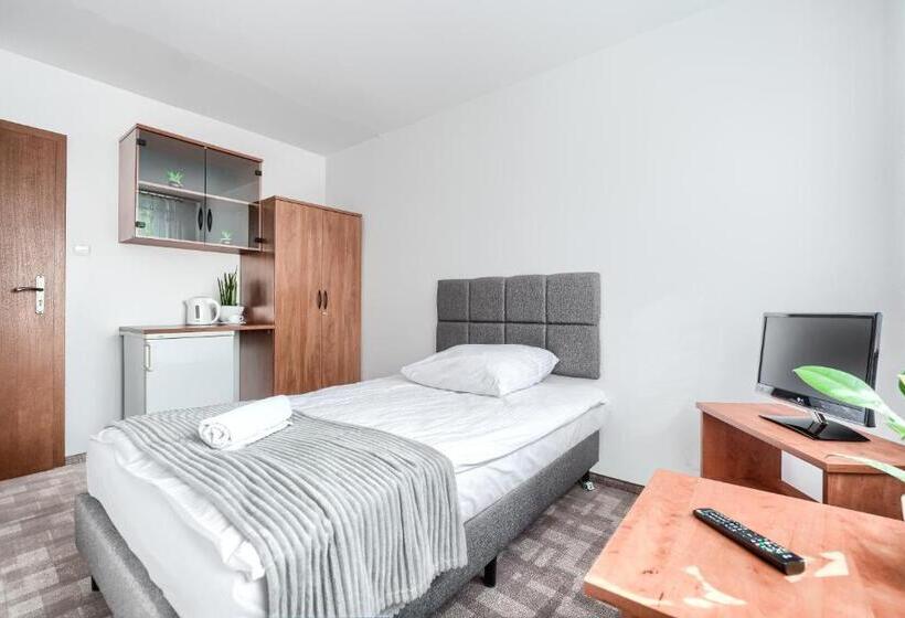 Номер Стандарт Индивидуальный Совместная Ванная, Studencki Dom Marynarza Korab