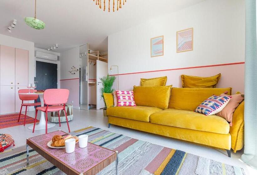 آپارتمان 1 خوابه با چشم‌انداز دریا, Apartamenty Your Seaside