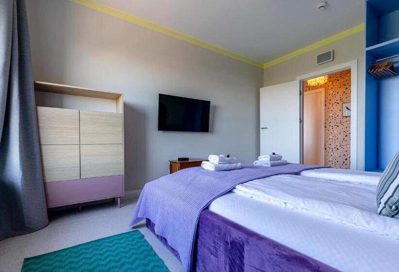 سوییت سوپریور با چشم‌انداز دریا, Apartamenty Your Seaside
