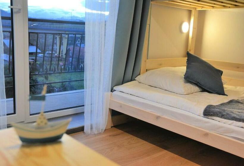 Трехместный Номер Стандарт с Балконом, Willa żeglarski