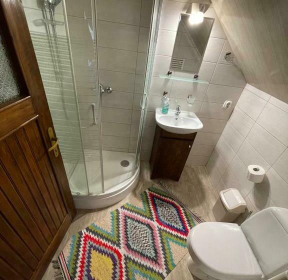 4인용 스탠다드 룸, Agroturystyka Pod Gronikami