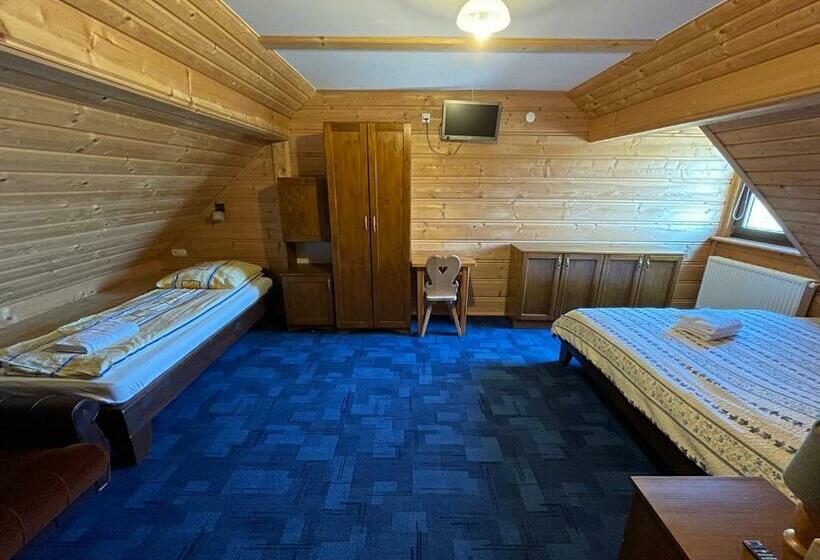 4인용 스탠다드 룸, Agroturystyka Pod Gronikami