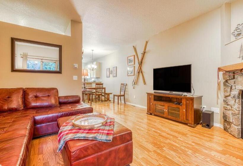 2ベッドルームアパートメント, Collins Lake Condo