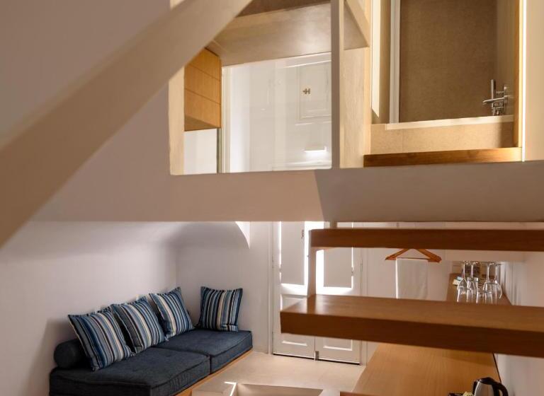 سوئیت با وان آب گرم, Muses Cycladic Suites