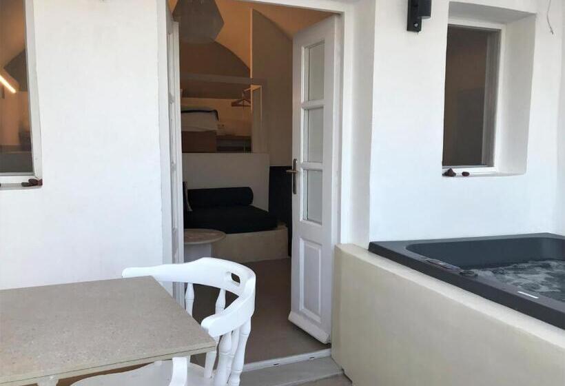 2 Bedrooms Suite Sea View, Muses Cycladic Suites