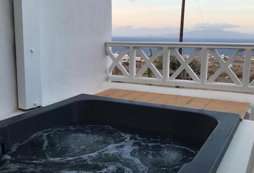 2 Bedrooms Suite Sea View, Muses Cycladic Suites