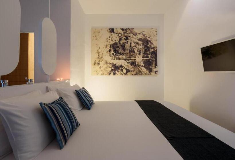 2 Bedrooms Suite Sea View, Muses Cycladic Suites