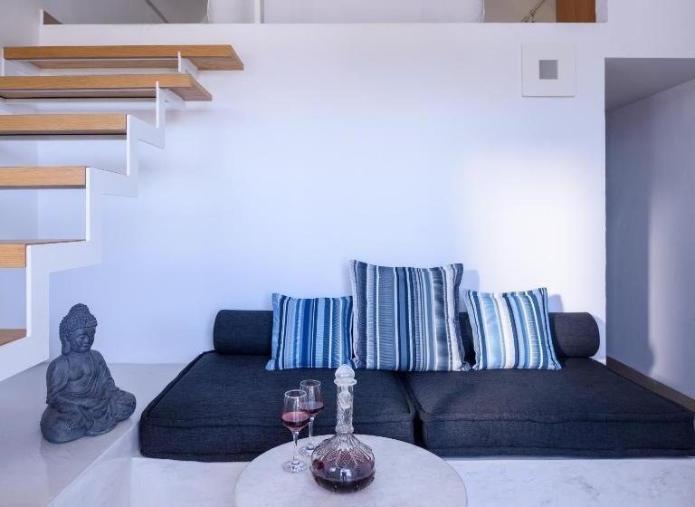 آپارتمان 2 خوابه, Muses Cycladic Suites