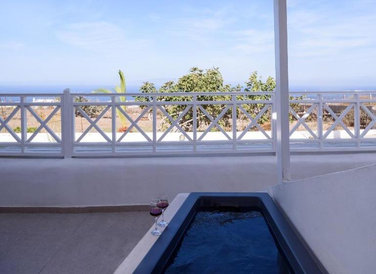 آپارتمان 2 خوابه, Muses Cycladic Suites