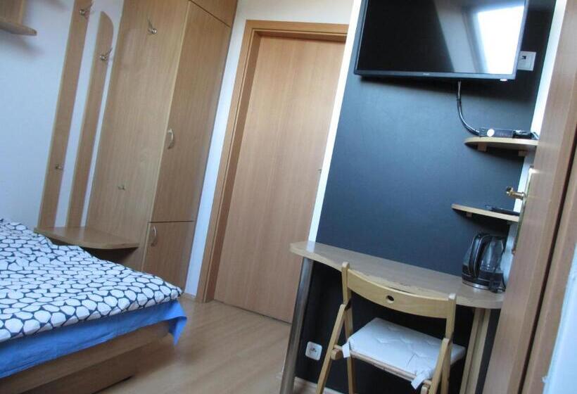 חדר יחיד בסיסי, Mylak