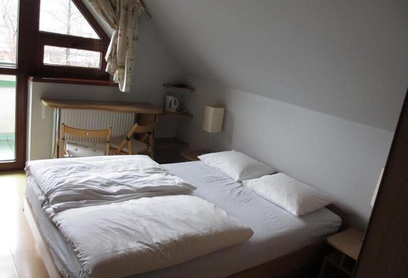 חדר סטנדרט עם מרפסת, Mylak