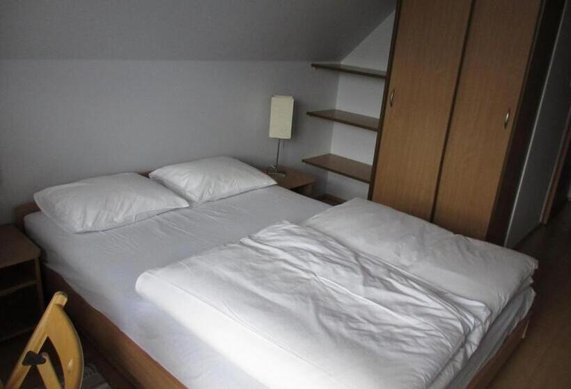 חדר סטנדרט עם מרפסת, Mylak