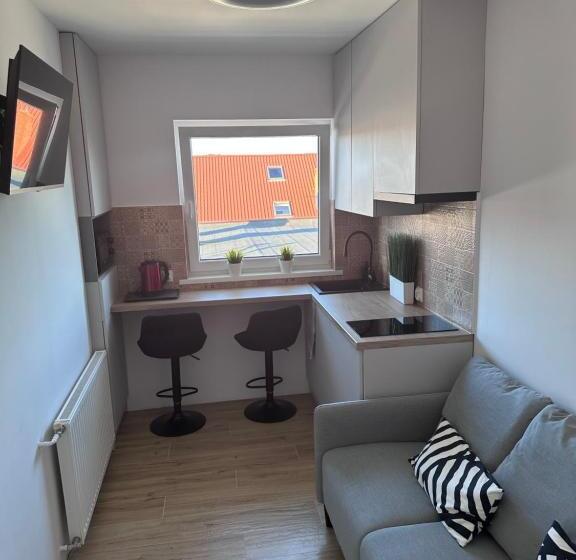 חדר דלוקס, Nt Holiday