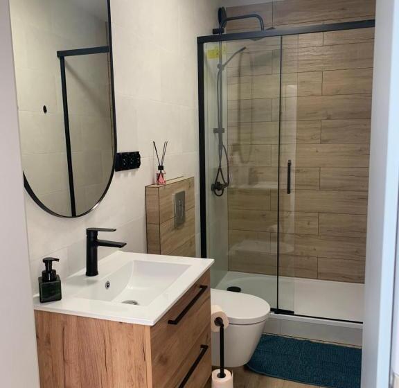 חדר סטודיו סטנדרד, Nt Holiday