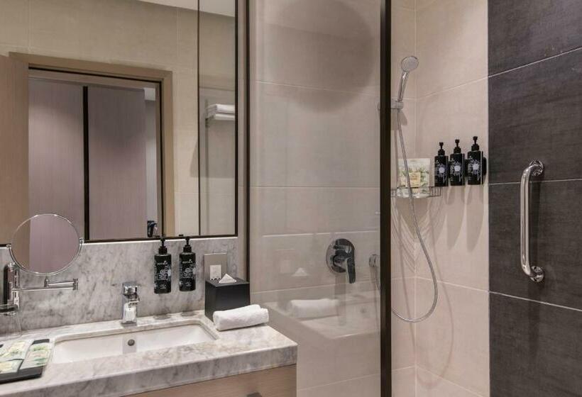 Номер Стандарт, Ramada By Wyndham Riyadh King Fahd Road