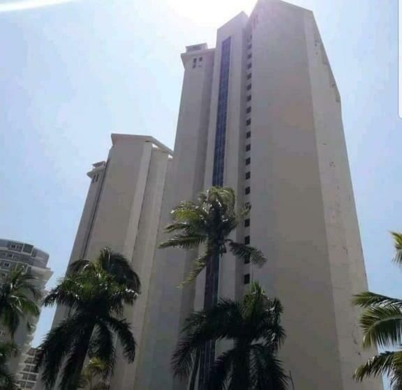 StandaardKamer, Torres Gemelas Vista Al Mar A Pie De Playa