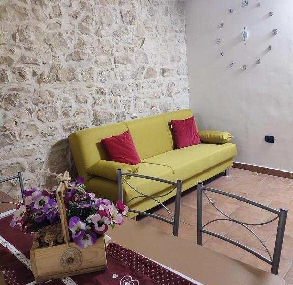 آپارتمان 2 خوابه, La Casa Nel Vico