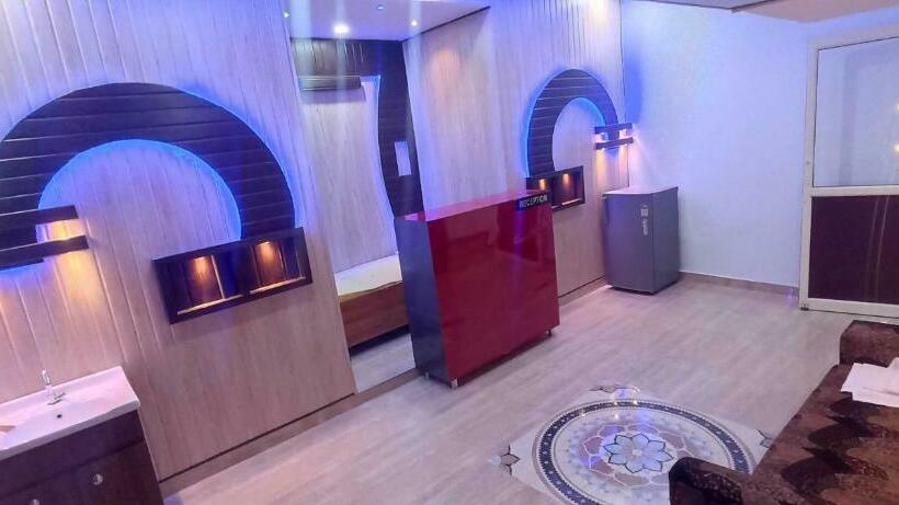 Klassiskt Trippelrum, Oyo 80757  Sawan