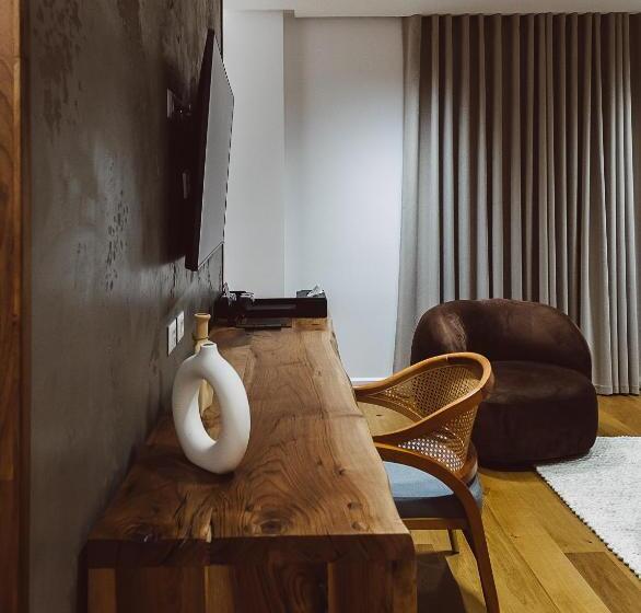 자쿠지 스위트, Le Fouquet Boutique