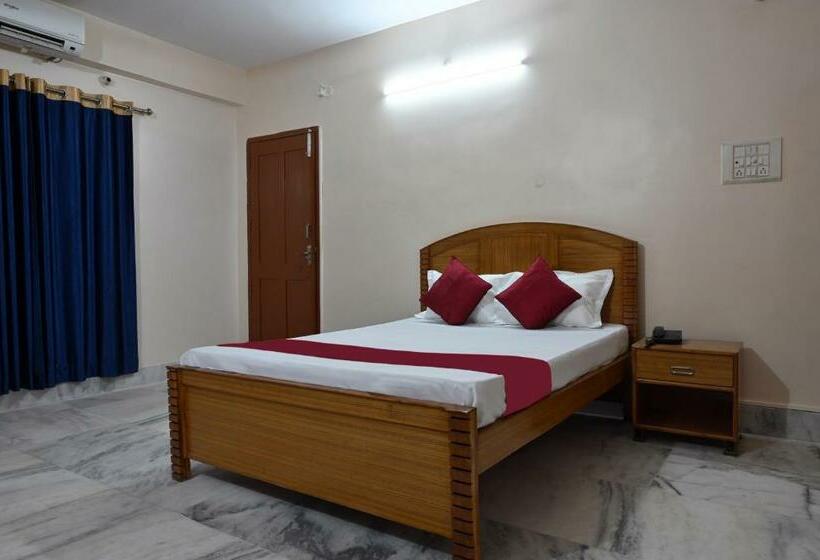 Quarto Deluxe, The Clovers Inn Boring Road