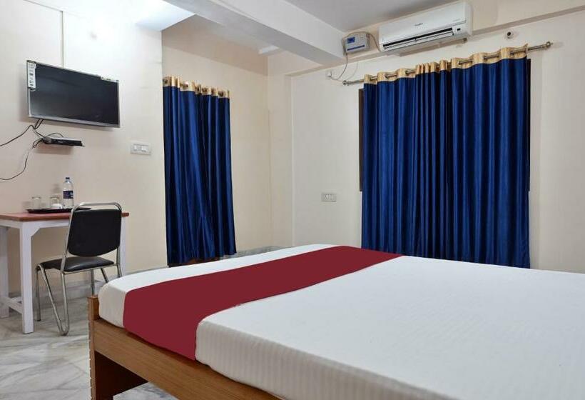 Quarto Deluxe, The Clovers Inn Boring Road