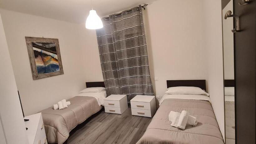 غرفة قياسية مع حمام خارجي, Affittacamere Cosulich