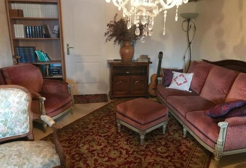 Номер Стандарт, Au Pain Des Anges