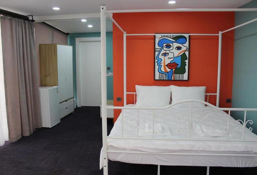 اتاق لوکس با چشم‌انداز دریا, Suit üsküdar