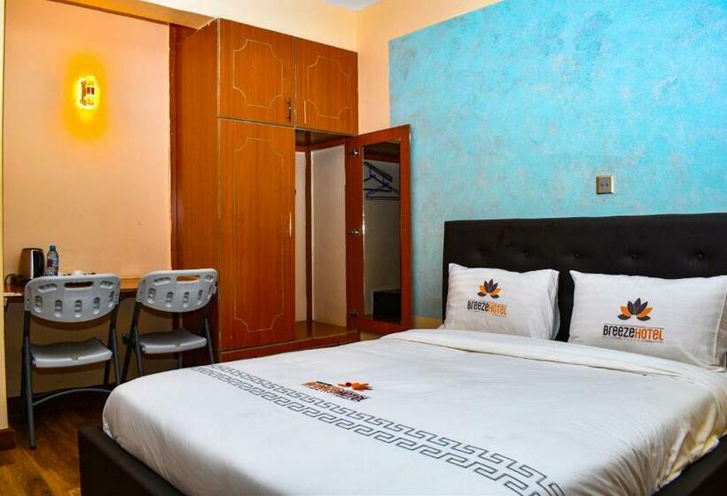 سوییت, Breeze Hotel Nyahururu
