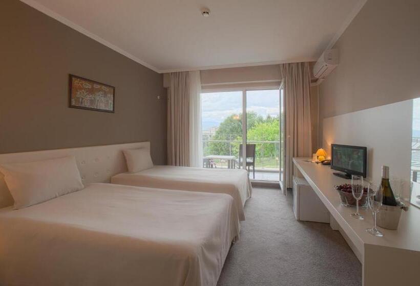 اتاق استاندارد, парк хотел кюстендил