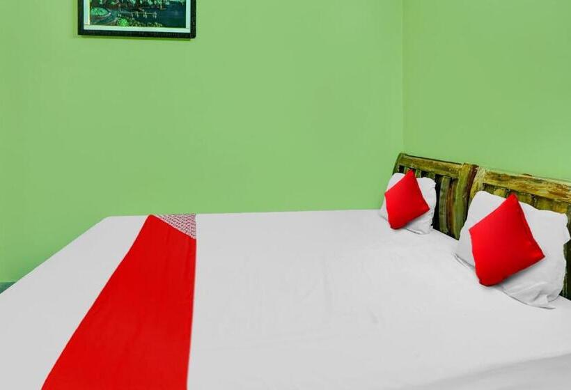 اتاق کلاسیک سه تخته, Oyo Flagship 80719  Sneh Inn