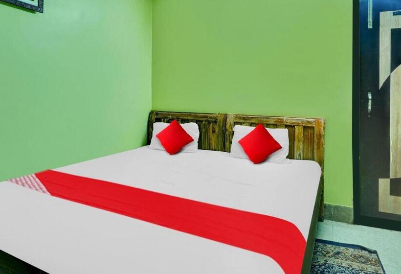 اتاق کلاسیک سه تخته, Oyo Flagship 80719  Sneh Inn