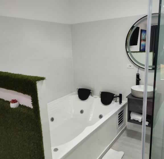 סוויטה, San Francisco Pitalito