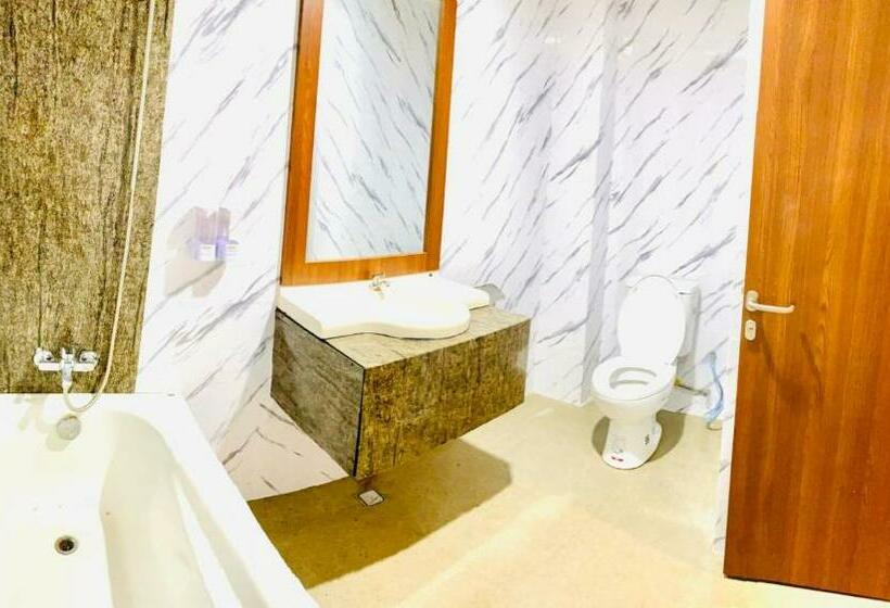 חדר דלוקס, The Bonte