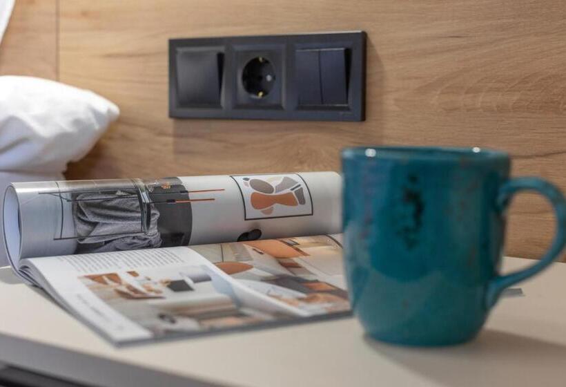 استودیوی استاندارد, Jam Apartments Lviv